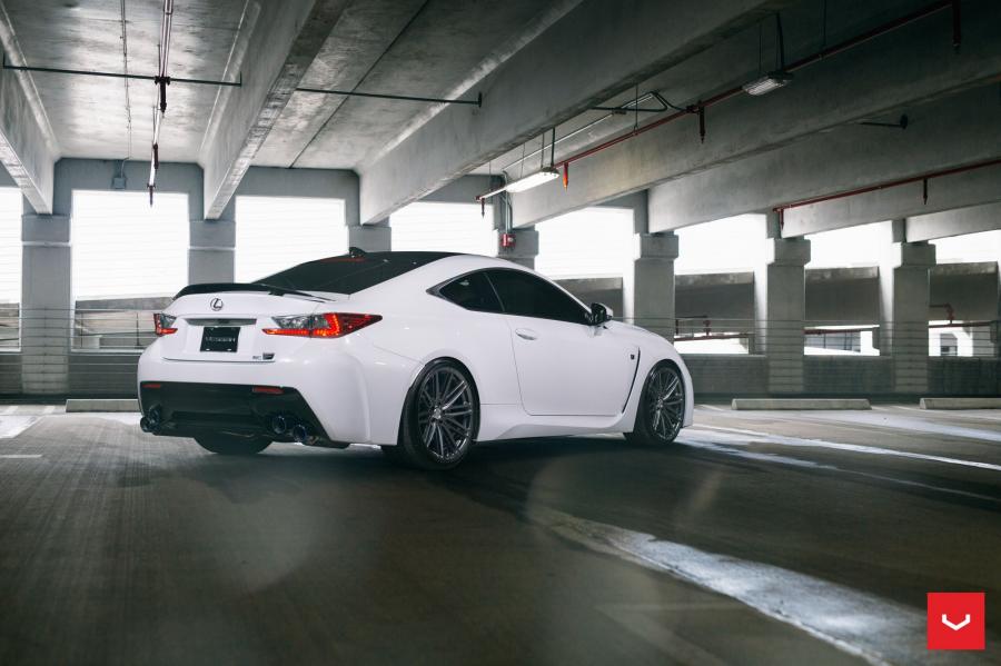  Lexus RC F on Vossen Wheels (VFS4) 2017 года  (фото 8 из 11)